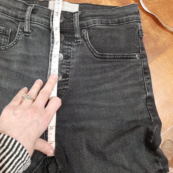 Everlane high rise button fly black skinny jeans - Picture 5 of 11